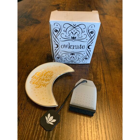 OwlCrate Ceramic Moon Tea Bag Rest + Silicone Tea Infuser | - Picture 2 of 6